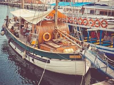 Neon Wall Sign 1 view 3